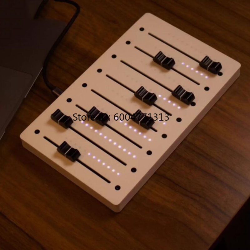 8 Track MIDI Fader Controller  - đánh giá và giá Audio Music Track