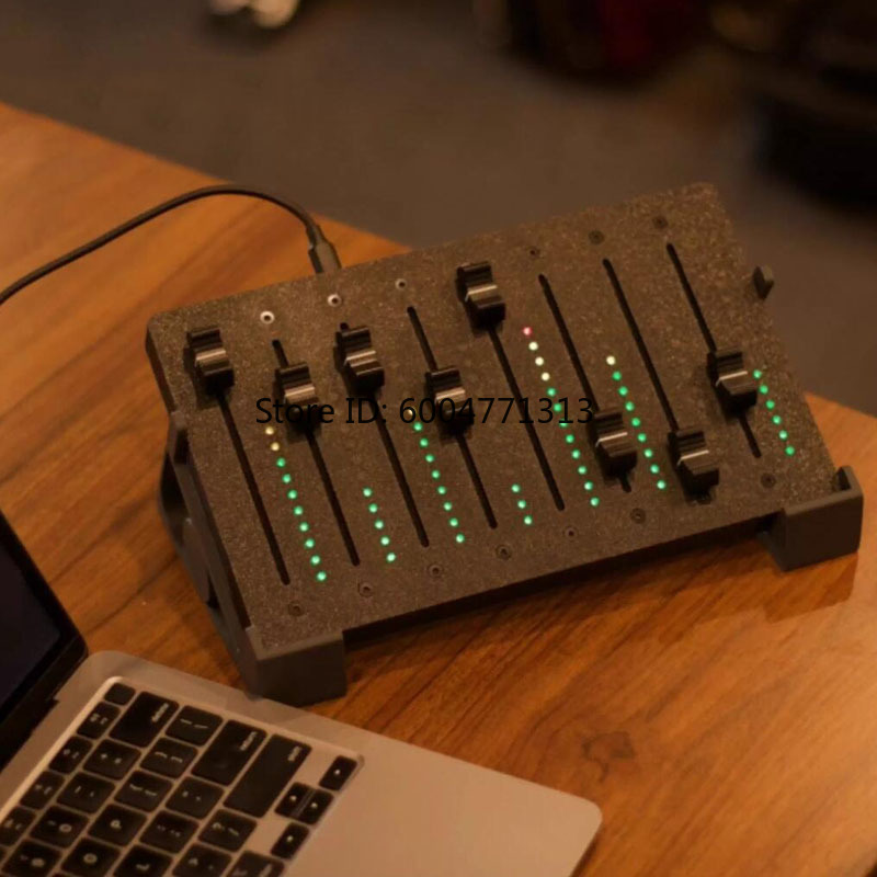 8 Track MIDI Fader Controller  - đánh giá và giá Audio Music Track
